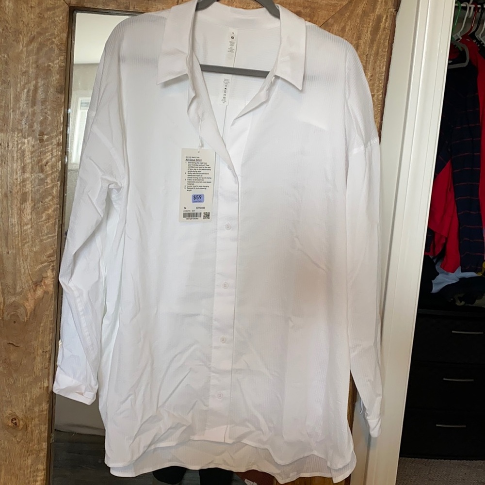 Lululemon All Days Shirt. NWT. Size 14